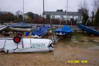 040131_coastal_bathrooms.jpg (61421 bytes)